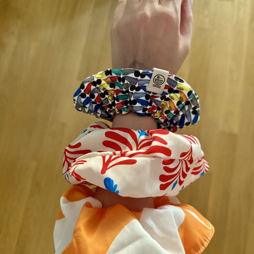 Scrunchies Karavan and Happy Socks new, colorful