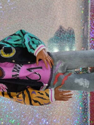 Κούκλα Monster High Clawd Wolf σαν καινούργιο, λείπουν τα παπούτσια