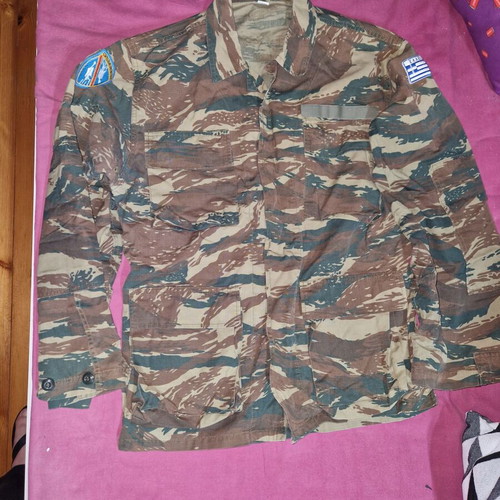 Military jacket size Medium like new