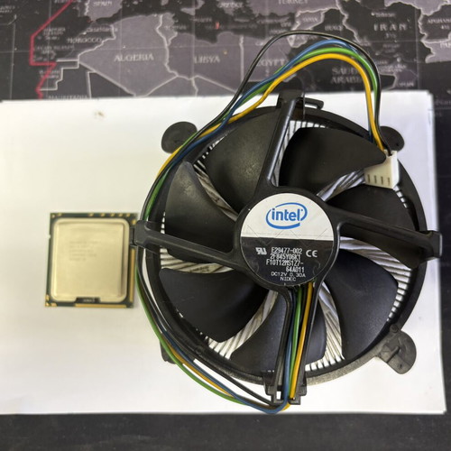 Intel Core i7-920 processor with original cooler used