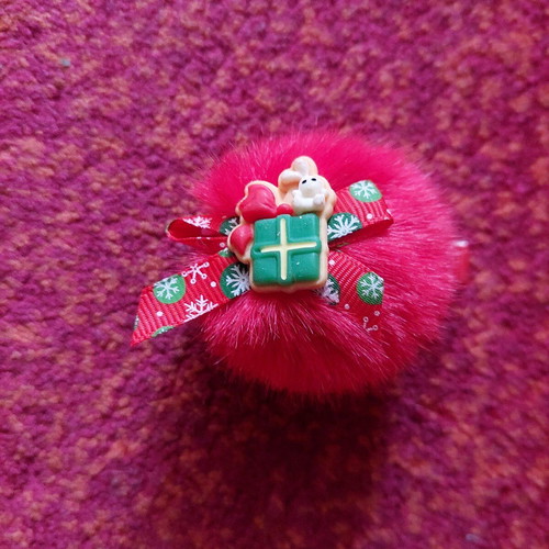 Children's clip hairpin fluffy red like new