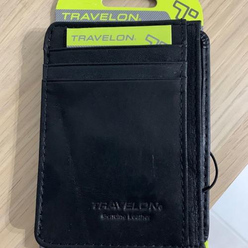Travelon leather wallet new with RFID protection for cards and cash