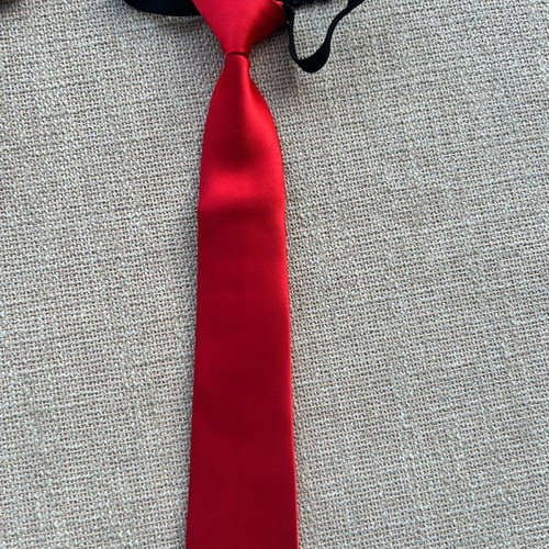 Children's tie and bow tie set red like new from H&M