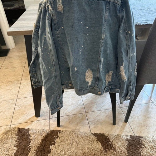 Denim jacket new, size medium, blue