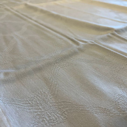 Tablecloth used 170x145cm
