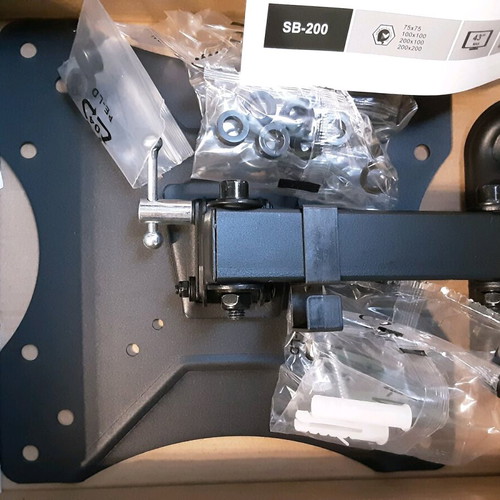 Turbox wall mount TV bracket new SB 200