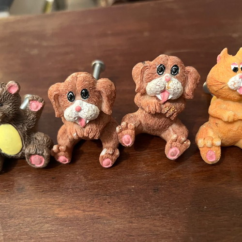 Children's knobs like new, set of 4 pieces