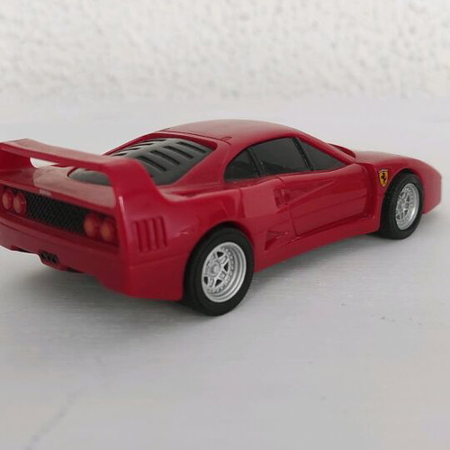 Ferrari F40 Shell v-power collectible like new