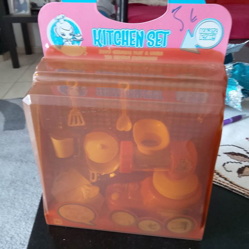 Collectible Kitchen-Set toy sealed, new, 1980-1990