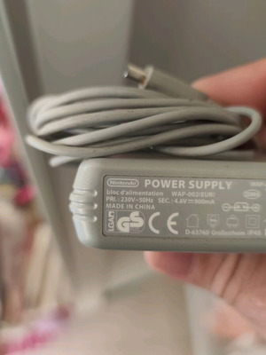 Nintendo charger used in good working condition