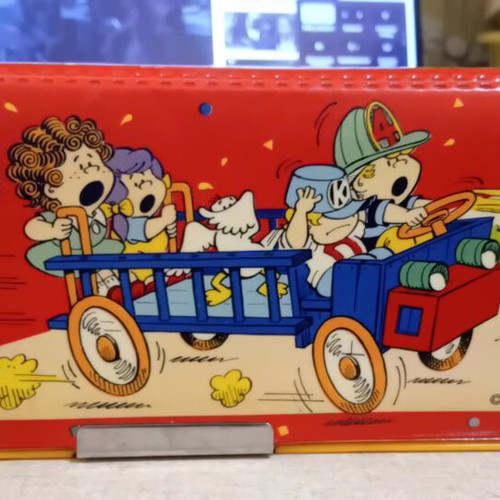 Vintage Kutsuwa pencil case used, Japan