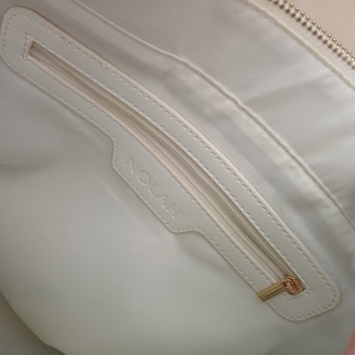 Nolah shoulder bag like new, white