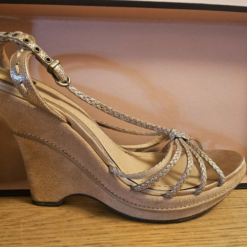 Shy sandals like new, leather gold with matte tan platform heel size 40