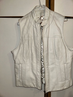 Miro leather vest size L like new, genuine leather, vintage 2010