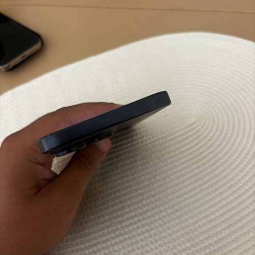 15 Pro Max smartphone like new
