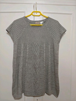 Knitted blouse/dress like new, gray, short sleeves size M