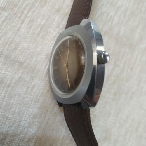 ZARIA mechanical watch new with leather strap