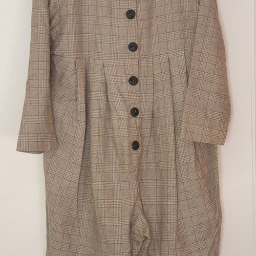 Maternity jumpsuit with bermuda shorts, grey checkered