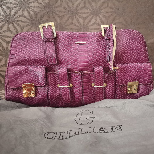 Gillian leather shoulder bag women like new, purple