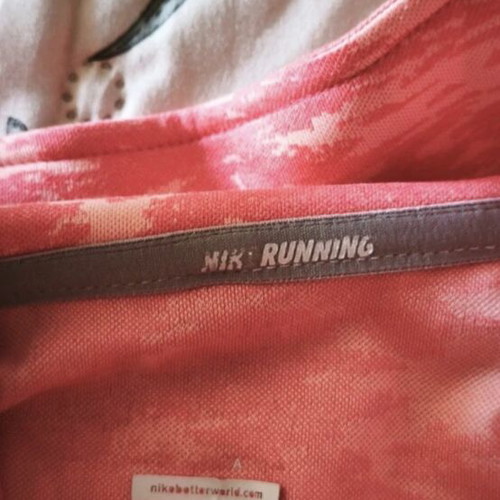 Nike running shirt like new