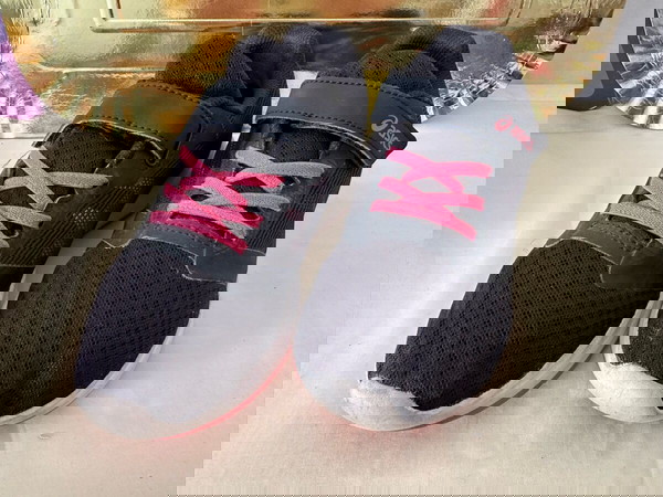 n 33, ASICS original