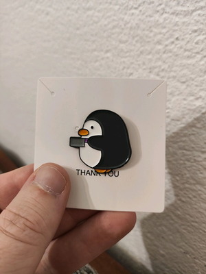 Penguin pin like new