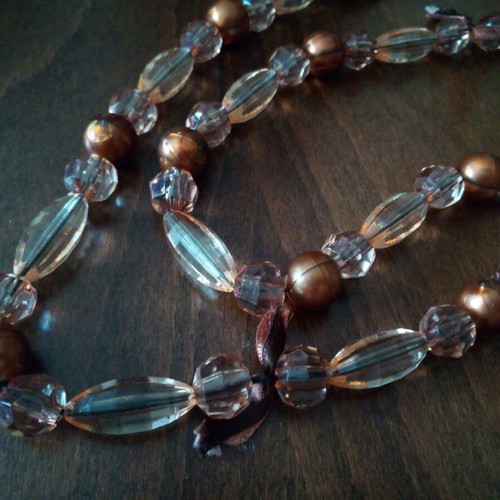 Long necklace with acrylic bronze pearls and transparent beads like new