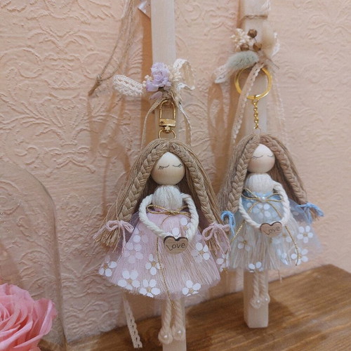 Scented candle with handmade macrame doll keychain new