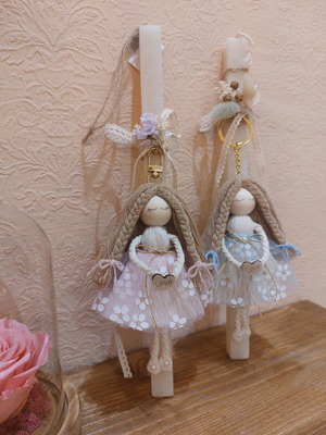 Scented candle with handmade macrame doll keychain new