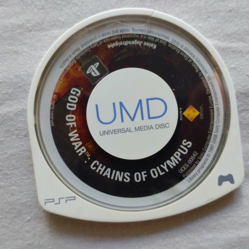 God of War Chains of Olympus PSP game used