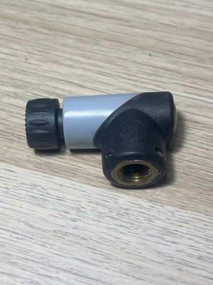 CO2 pump pro micro used, compatible with schnader and presta valves