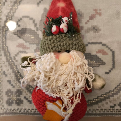 Set of 12 plush and fabric Christmas decorations like new