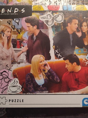 Friends On The Phone Puzzle like new, 500 pieces