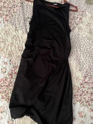 Dress H&M black size M like new
