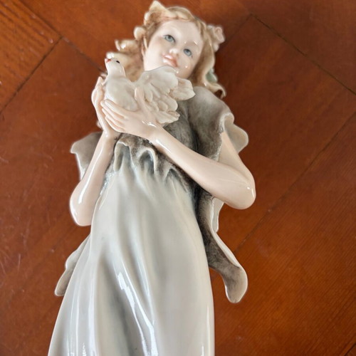 Αγαλματάκι Capodimonte Guiseppe Armani Florence σαν καινούργιο