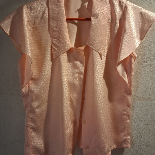 Satin shirt like new, size S