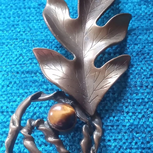 Vintage lapel pin used, brass with tiger's eye stone