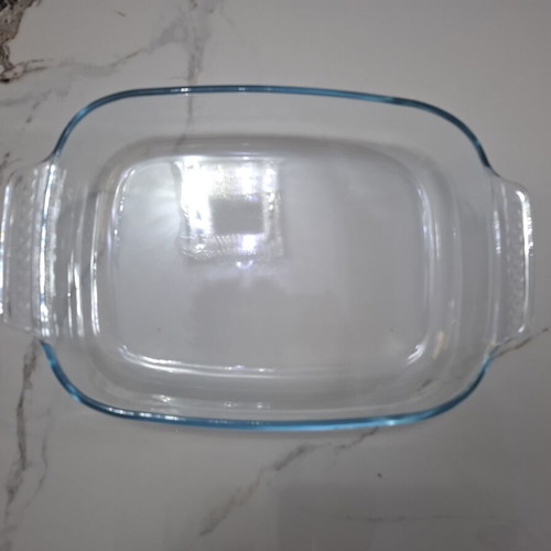 Pyrex Round Glass Cookware 25 cm like new