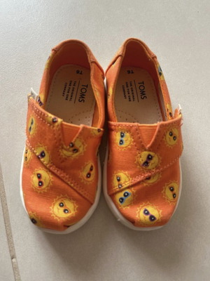 Toms εσπαντρίγιες