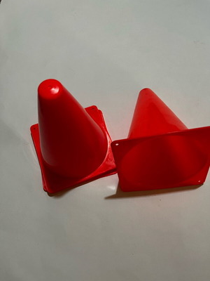 Small cones like new, set of 4 for play and training