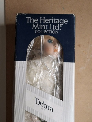 The Heritage Mint Ltd Collection porcelain bride doll, collectible