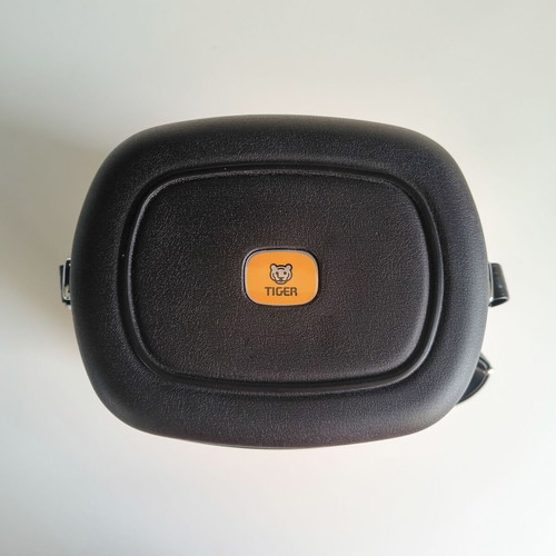 Tiger LJO-170 Vintage Insulated Food Container new, Japanese