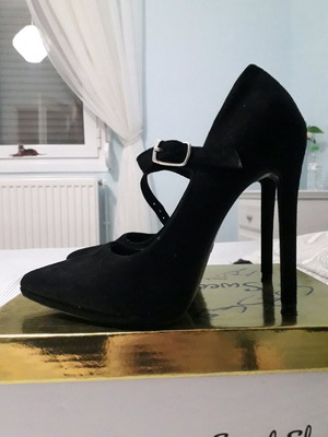 Black suede pumps with strap, 12 cm stiletto heel, size 35 like new