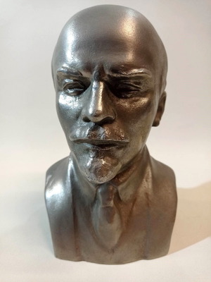 Vladimir Lenin Bust Statue Aluminum Alloy Like New