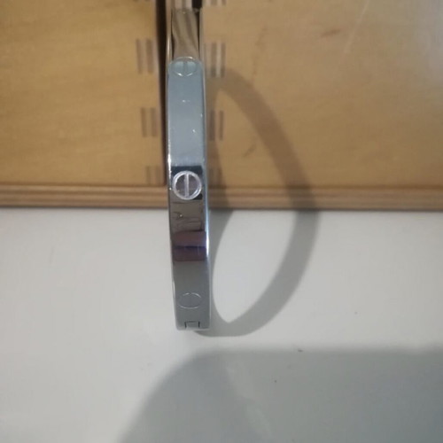 Unisex stainless steel bracelet