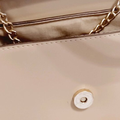 Crossbody bag used with gold chain strap Bershka
