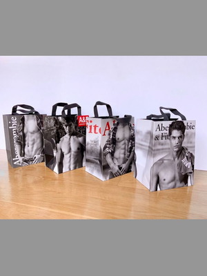 ABERCROMBIE & FITCH 4 Καινούργιες Συλλεκτικές Χάρτινες Τσάντες Καμπάνιας 2010