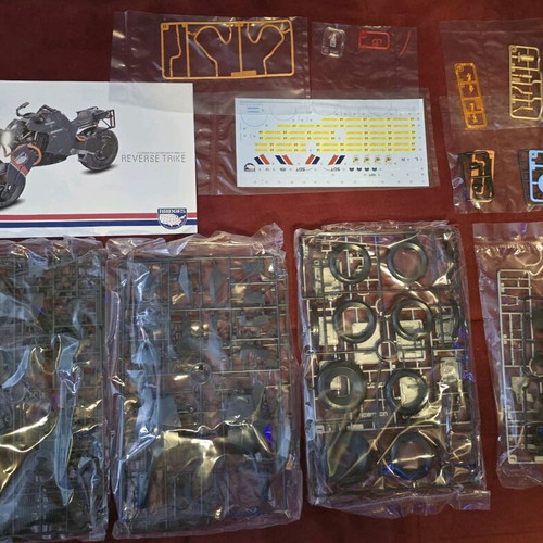 Death Stranding Reverse Trike plastic model 1:12 new