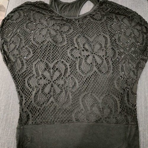 Women's blouse like new, size M, black