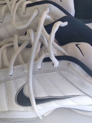 Nike Court Moat Vintage Athletic Shoes Size 42 White like new